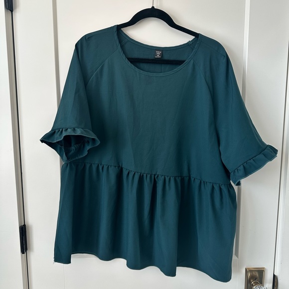 SHEIN Tops - SHEIN Drak Green Top